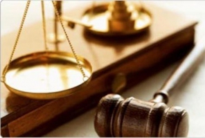 Адвокатські послуги для юридичних і приватних осіб