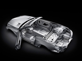 ����� Mercedes-Benz SL ����� ��������� �����������