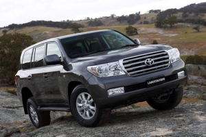Обновленный Land Cruiser 200 поступил в продажу