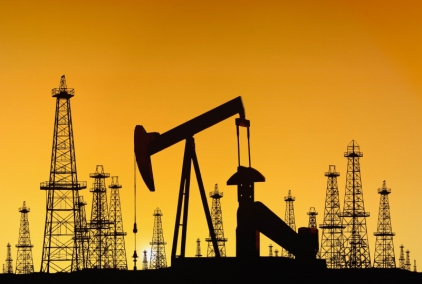 Поставлена задача увеличить объемы добычи нефти и газа в регионе.