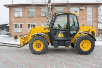 В продажу фронтальний навантажувач з Європи (б/в)