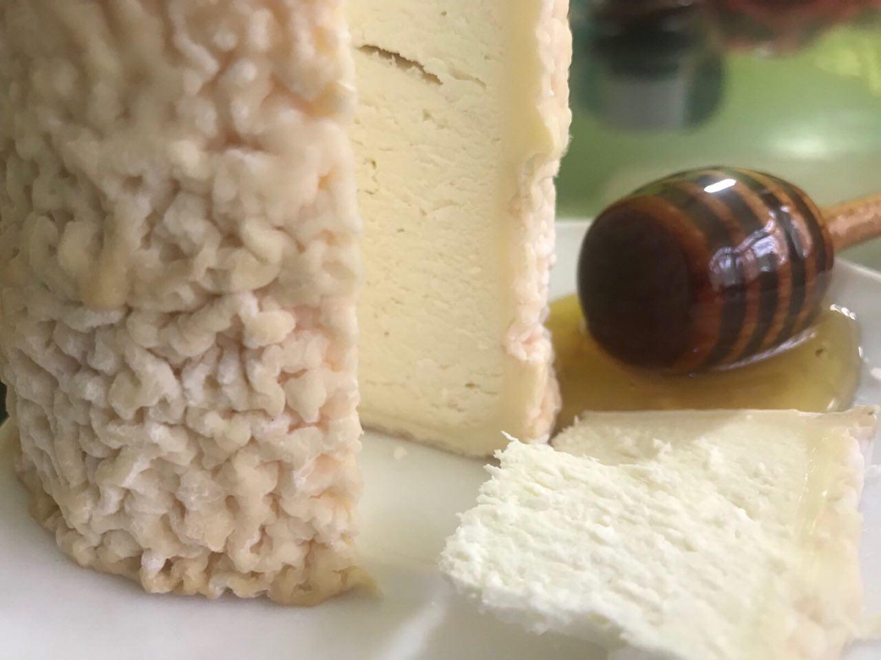 Натуральний козячий сир Кроттен