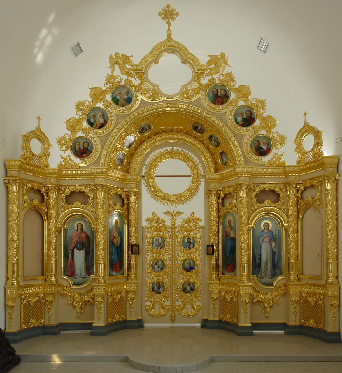 Реставрация позолоты иконостаса