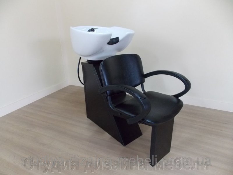 Обладнання для перукарні від