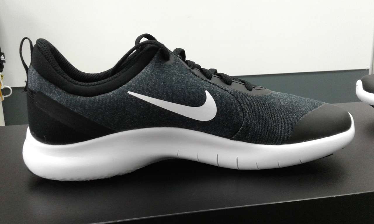 Купити кросівки Nike в інтернет-магазині Enjoy Shoes зі знижкою