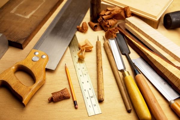 Різноманітні дерев'яні вироби пропонуємо виготовити з хвойної деревини